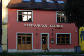 Gloria